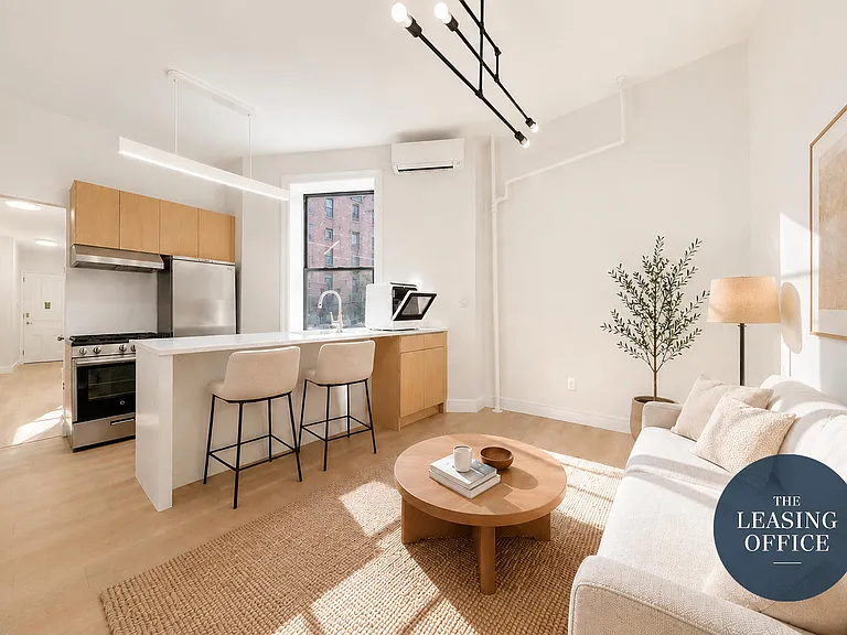117 Waverly Pl #1RW — Photo 1