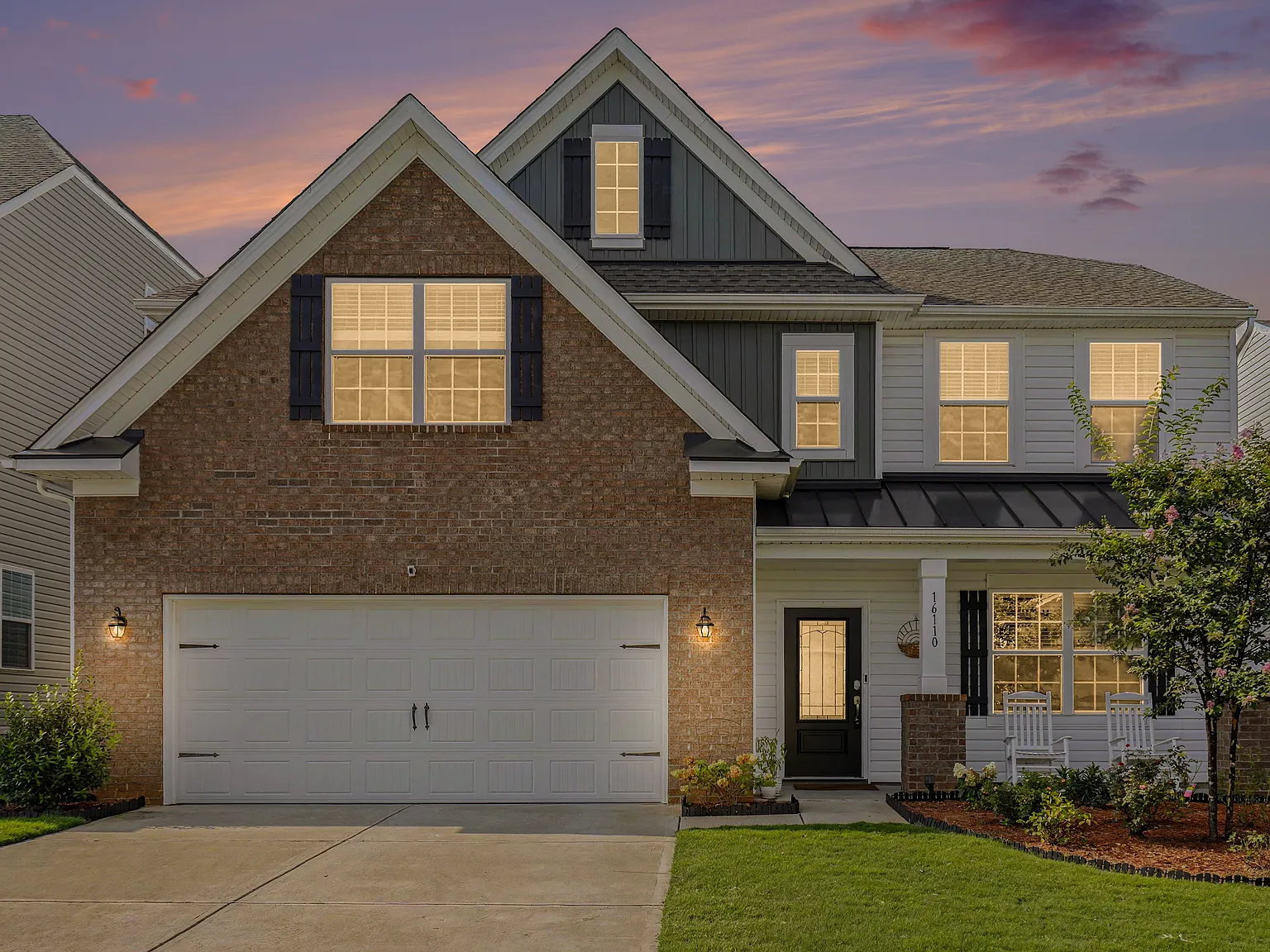 4 bed, 2.5 bath, 2753 sqft, $2,695 — Photo 2