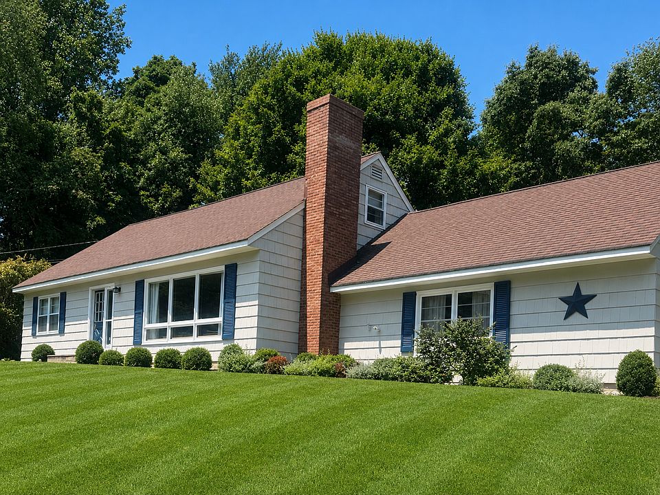 1st image of 31 Fox Hill Rd