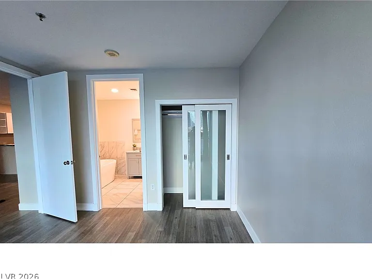 4525 Dean Martin Dr #503 — Photo 14