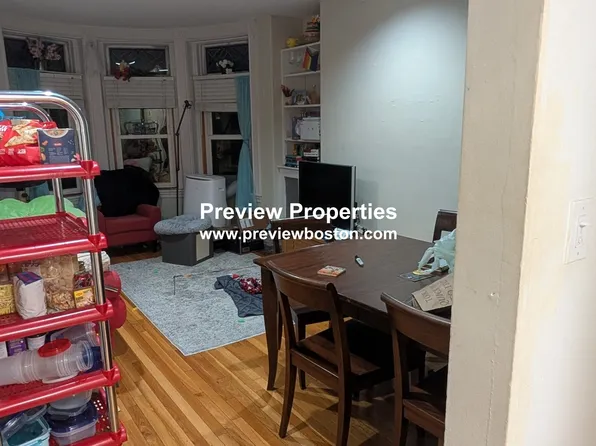 (undisclosed Address), Boston, MA 02115