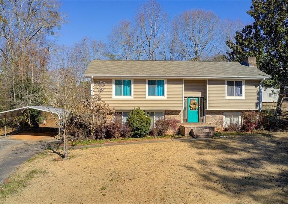 1st image of 588 Greenview Ave SE