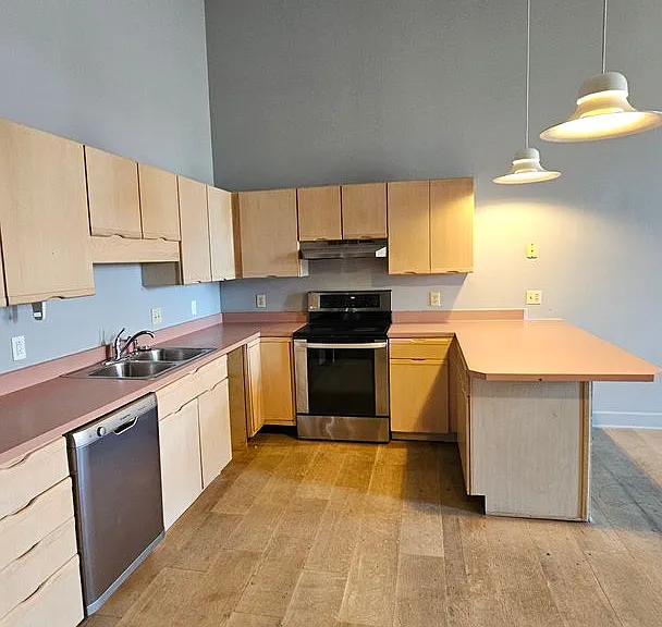 204 N Walnut St #B — Photo 1