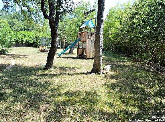4th image of 3302 Carnaby Creek Dr