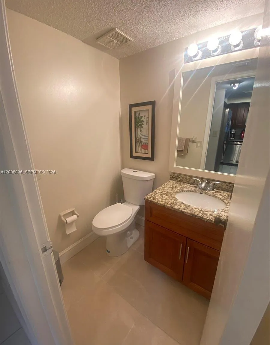 Kendall Forests Condo #1 — Photo 3