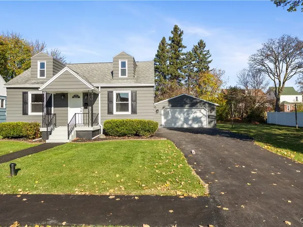 621 Berwick Rd S, Syracuse, NY 13208