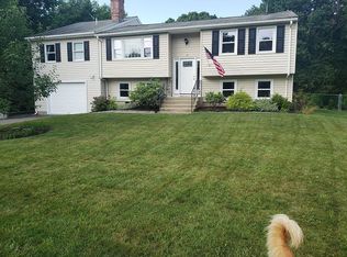 21 Elmwood Way, Clinton, CT 06413