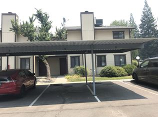 49400 River Park Rd APT 5, Oakhurst, CA 93644