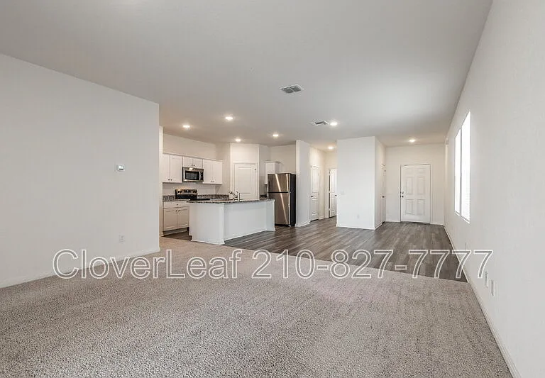 7415 Corral Smt — Photo 8