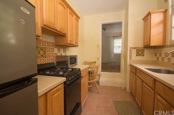 1st image of 6020 Acacia Ave APT A