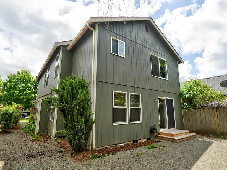 4809 Durham St SE — Photo 6