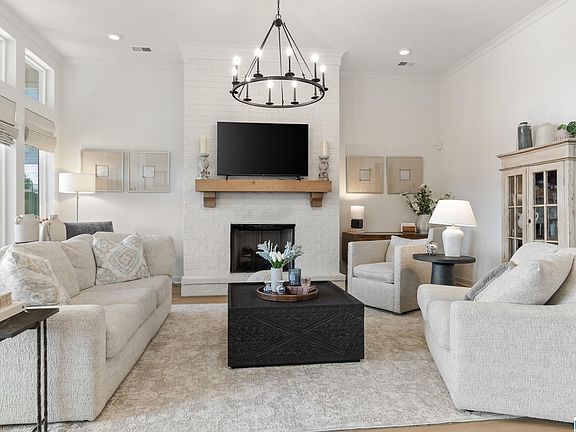 2nd image of 1040 Clifton Rd