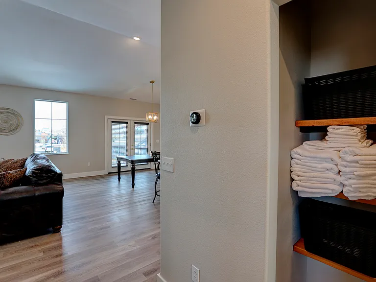 855 Lincoln Dr — Photo 15
