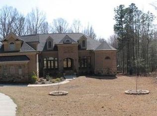 6420 Lauraca Ln, Fuquay Varina, NC 27526