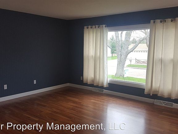 5th image of 2115 Dupont Dr