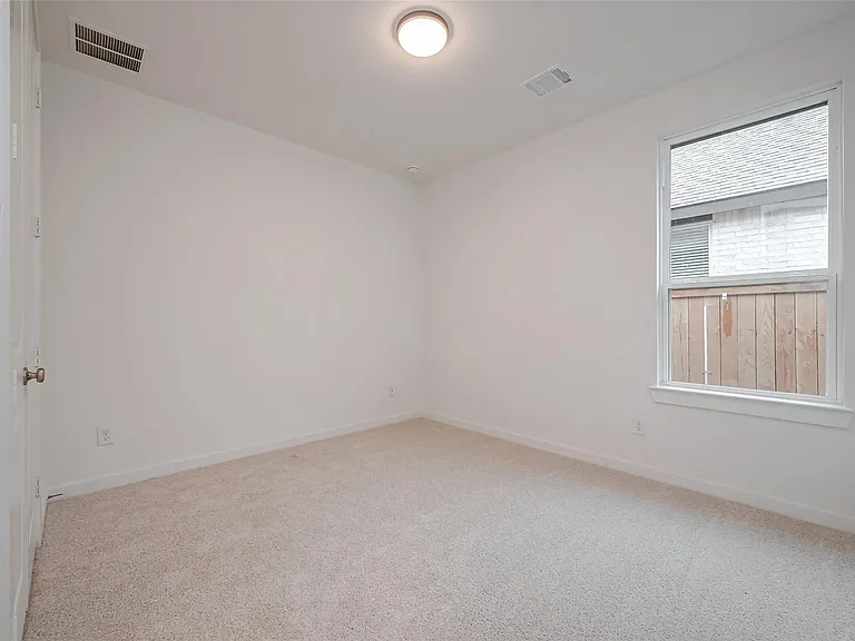 11430 Gossamer Wing Ln — Photo 19