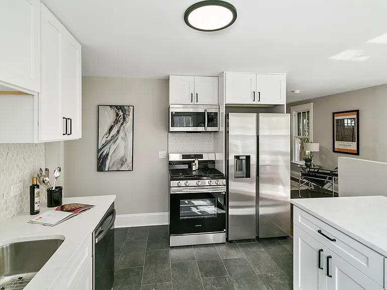 152 Burr Oak Rd — Photo 4