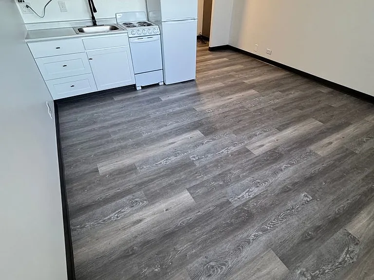 The McCoy at 8035 Apartments - Clive — Photo 34