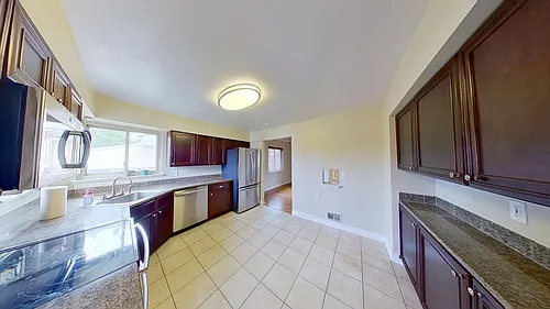 2230 Marshall St Photo 1