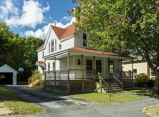 67 Davis Ave, Auburn, ME 04210