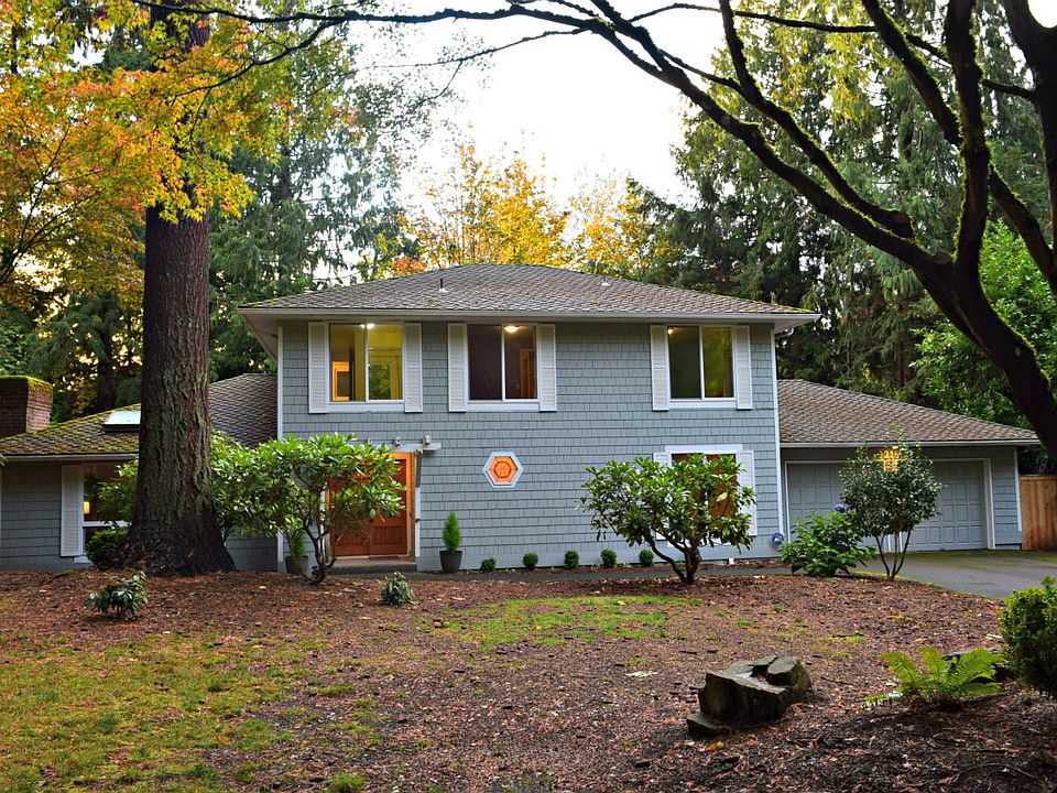 1st image of 3215 Sahalee Dr W