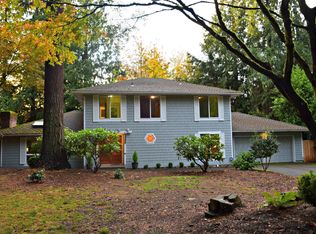 3215 Sahalee Dr W, Sammamish, WA 98074