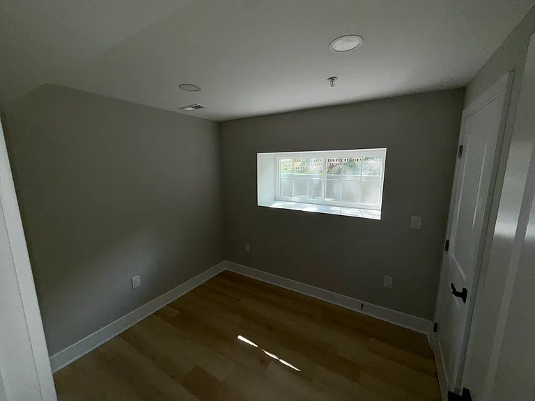 1201 Lindley Ave #1 — Photo 6