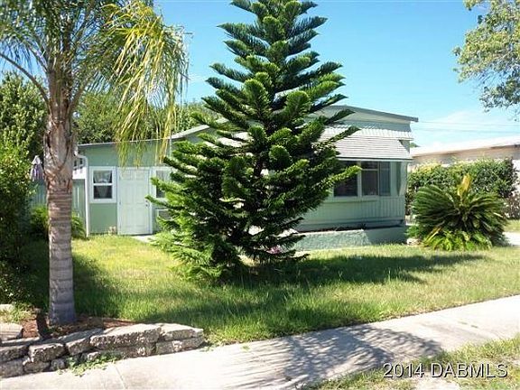 2nd image of 105 S Sand Pebble Cir