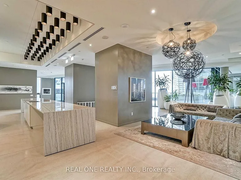 100 Harbour St #5008 — Photo 17