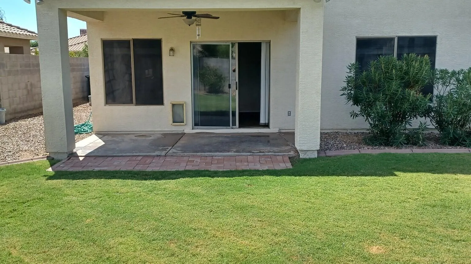 3 bed, 2.5 bath, 1656 sqft, $2,295 — Photo 2