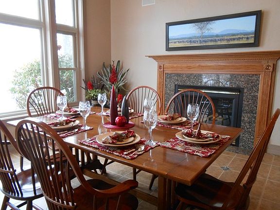 Formal Dining