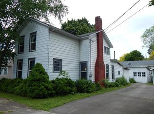 210 7th St, Watkins Glen, NY 14891