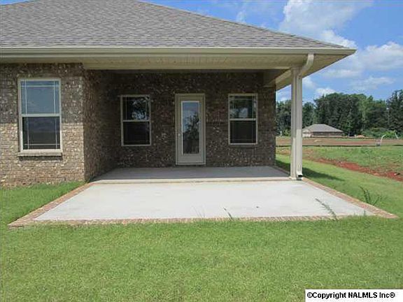 5th image of 426 E Mossyleaf Dr