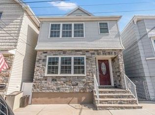155 W 21st St, Bayonne, NJ 07002