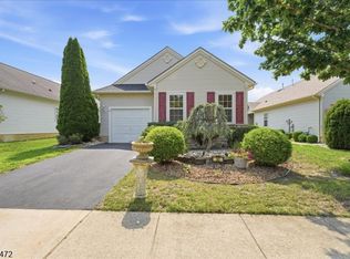 32 Gabriella Cir, Manchester, NJ 08759