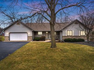 1118 Partridge Ln N, Hudson, WI 54016