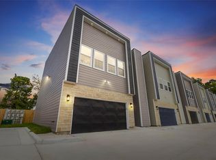 825 Paul Quinn St UNIT F, Houston, TX 77091