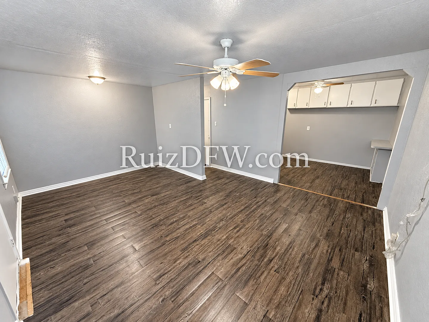 Rendon Area; Single-Family home sitting on One Acre of Land — Photo 2