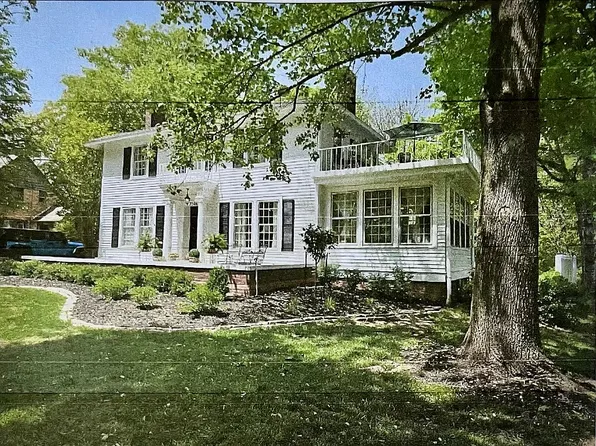 1320 Main St, Murray, KY 42071