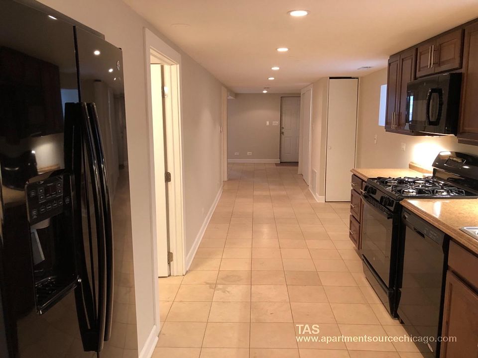 1st image of 1101 N Damen Ave #70ck1hq68