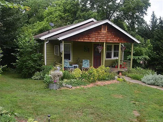 31 Cherokee Rd — Photo 5