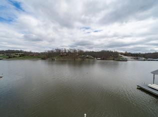 134 Harbour Pointe Dr, Williamstown, KY 41097