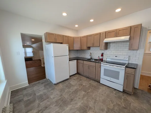 1105 Queen St, Pottstown, PA 19464