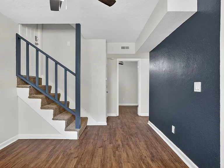 Walnut Ridge Apartments — Photo 20