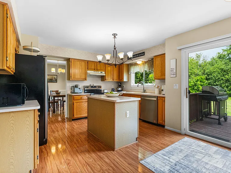 4141 Crystal Creek Dr — Photo 17