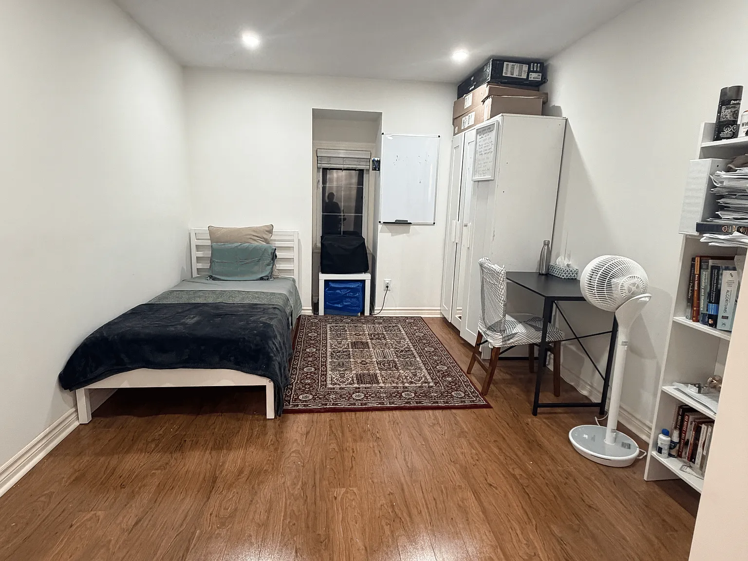 1 bed, $930 — Photo 4