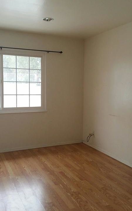1st image of 1116 E Navajo St