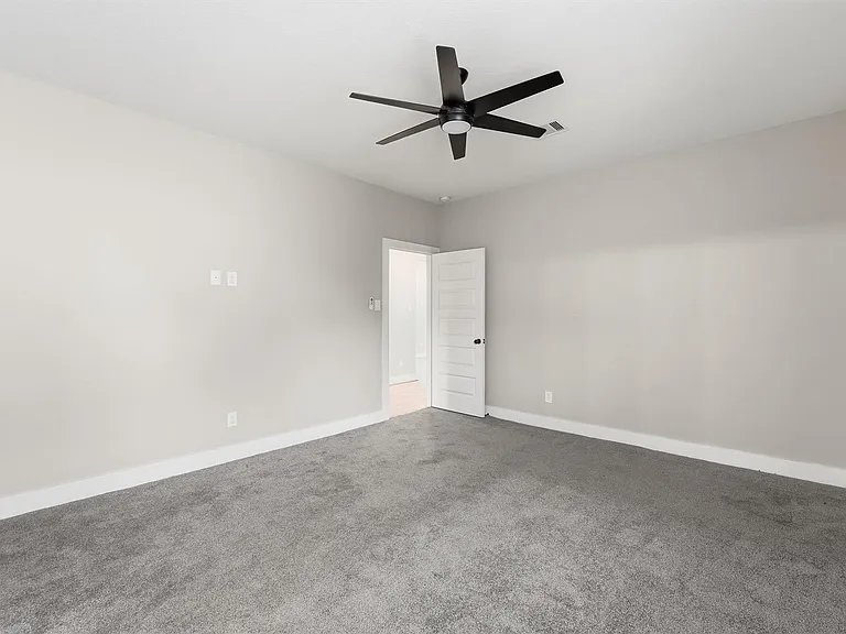 3107 Grassmere St #B — Photo 15