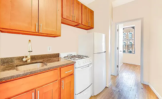 Rented by REAL New York | media 3