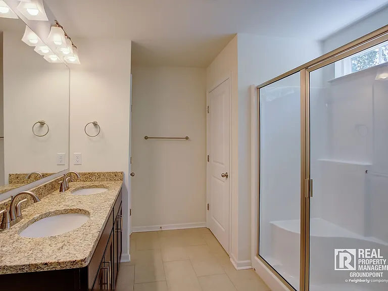 104 Elliot Creek Ln — Photo 13